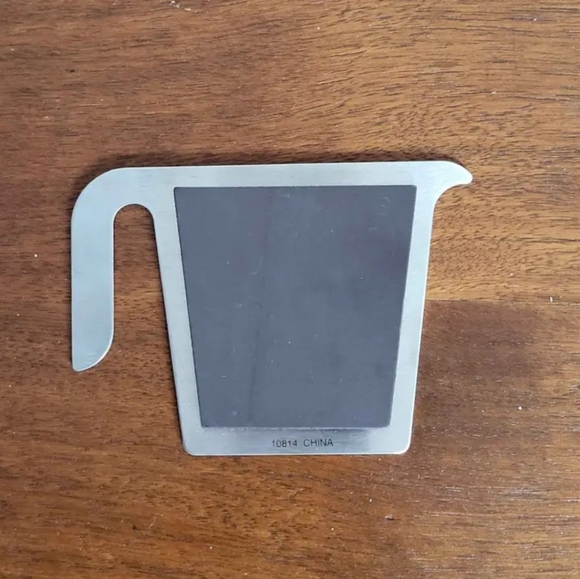 4/$30 Measure Equivalents Magnet Restoration Hardware - Picture 5 of 7